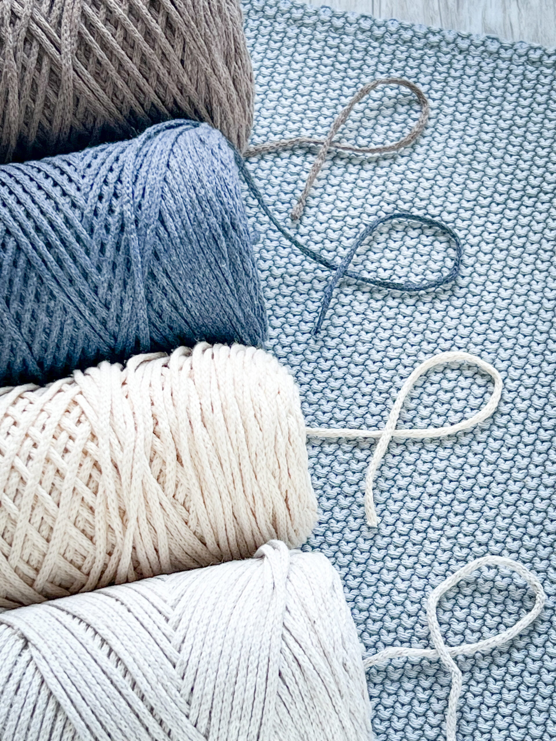 Handy Band aus Makramee - fixfertig – Bild 2